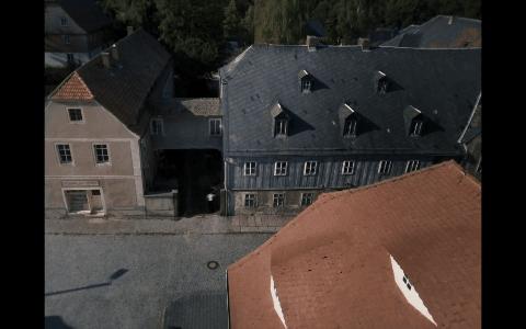 推荐它，不仅是因为尺度