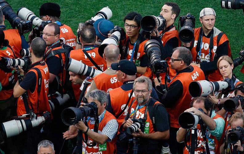 金球奖和足球先生哪个含金量最高,世界足球先生和金球哪个含金量高