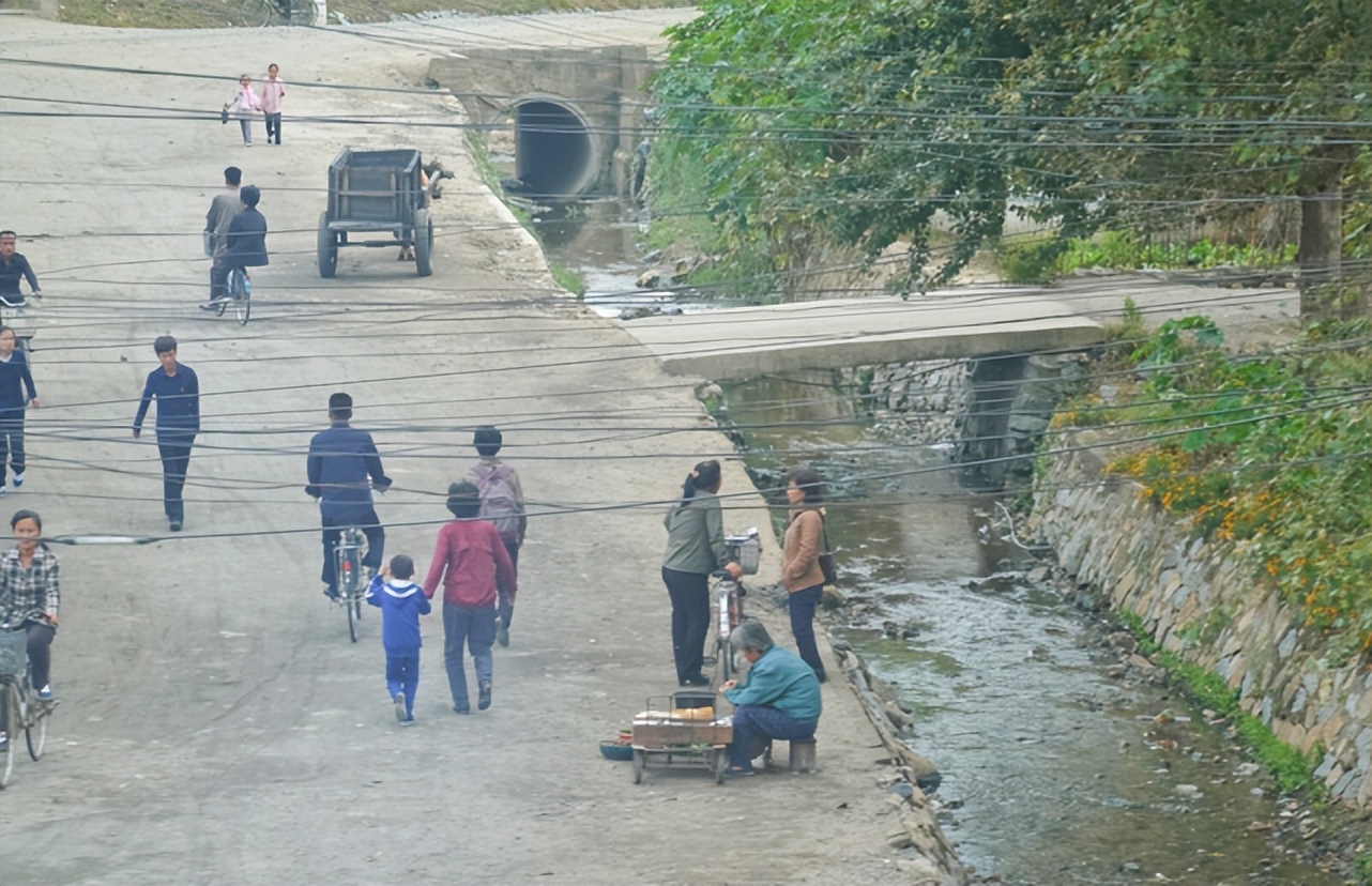朝鲜的传统鞋子,朝鲜人民送的鞋子