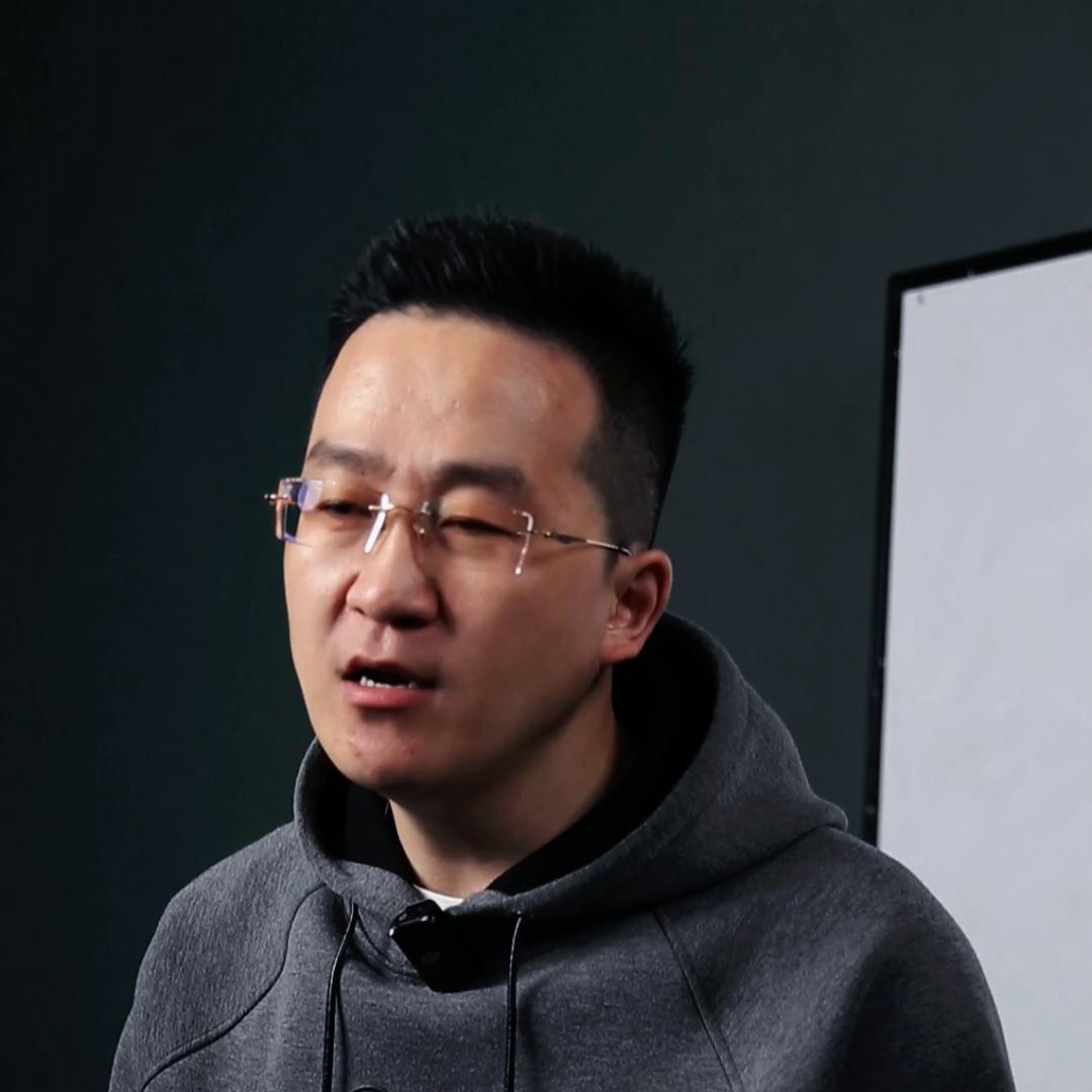 人均消费500元，口红效应贯穿2023五一旅行，此视频...