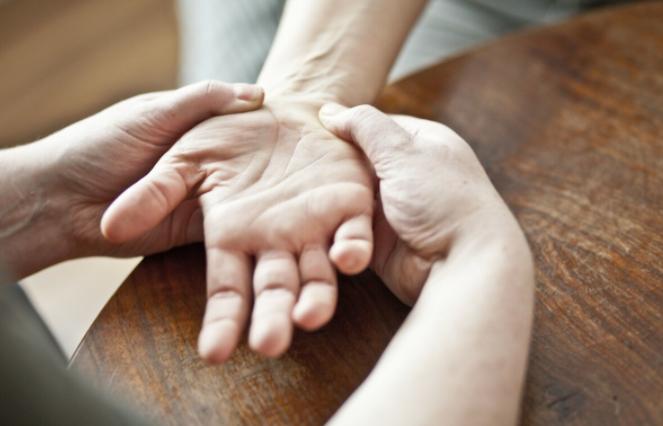 一手断掌代表什么,断掌一根线富贵不相欠啥意思