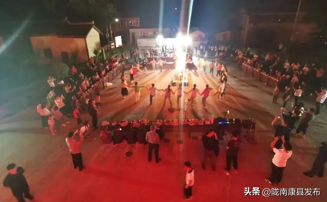 平洛镇团庄村||构筑共有精神家园民族团结进步与“三个共同”促振兴融合发展把发展落实到惠及民生增进团结上