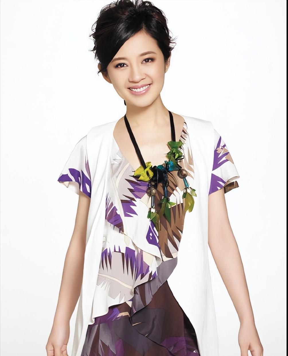 桃色新闻、数典忘祖、作风不良，这6位主持人被央视除名大快人心