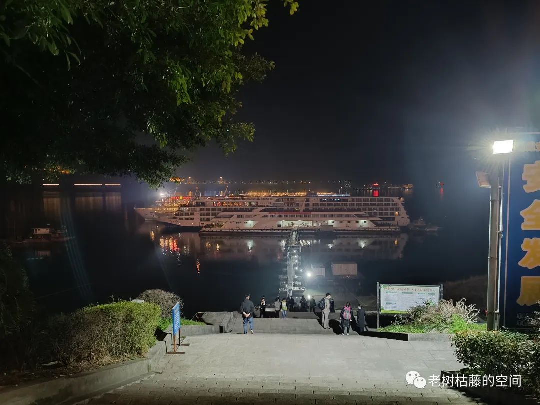 重庆到宜昌的豪华游轮攻略,宜昌到重庆游轮五日游最好的时间