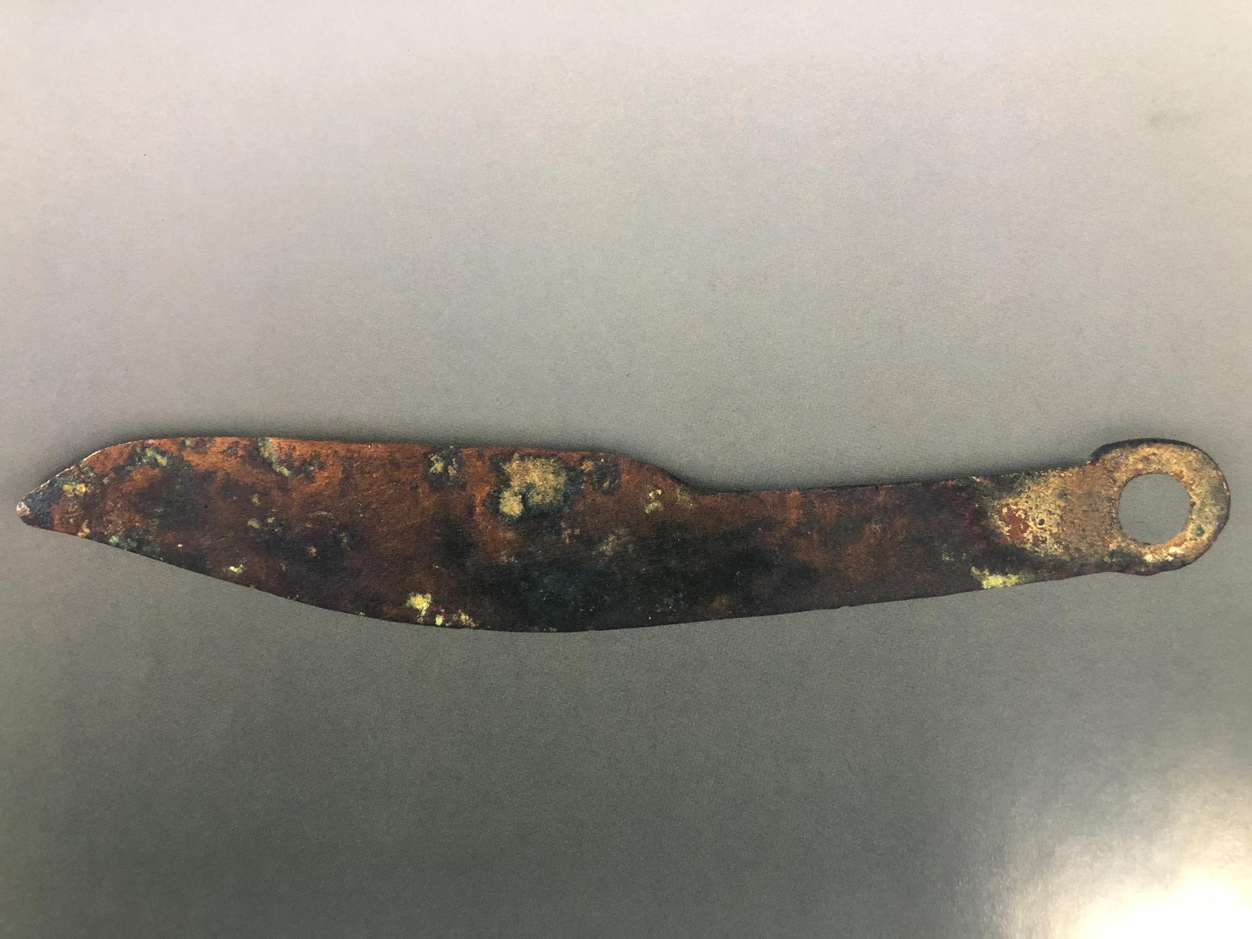 人类第一把青铜刀,中国最早期的青铜刀