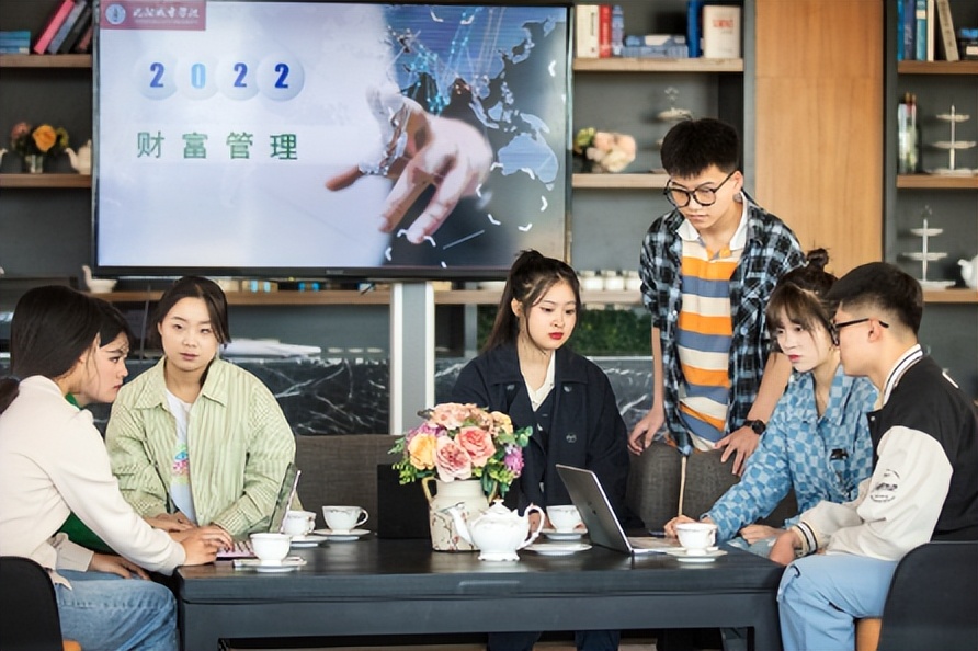 沈阳城市学院连续5年跻身中国顶尖民办大学行列