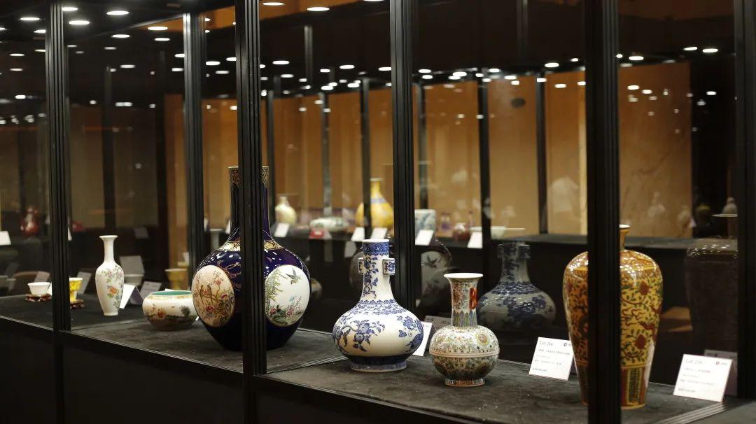 中国艺术市场的飞快崛起,权威解读消费市场持续稳定复苏