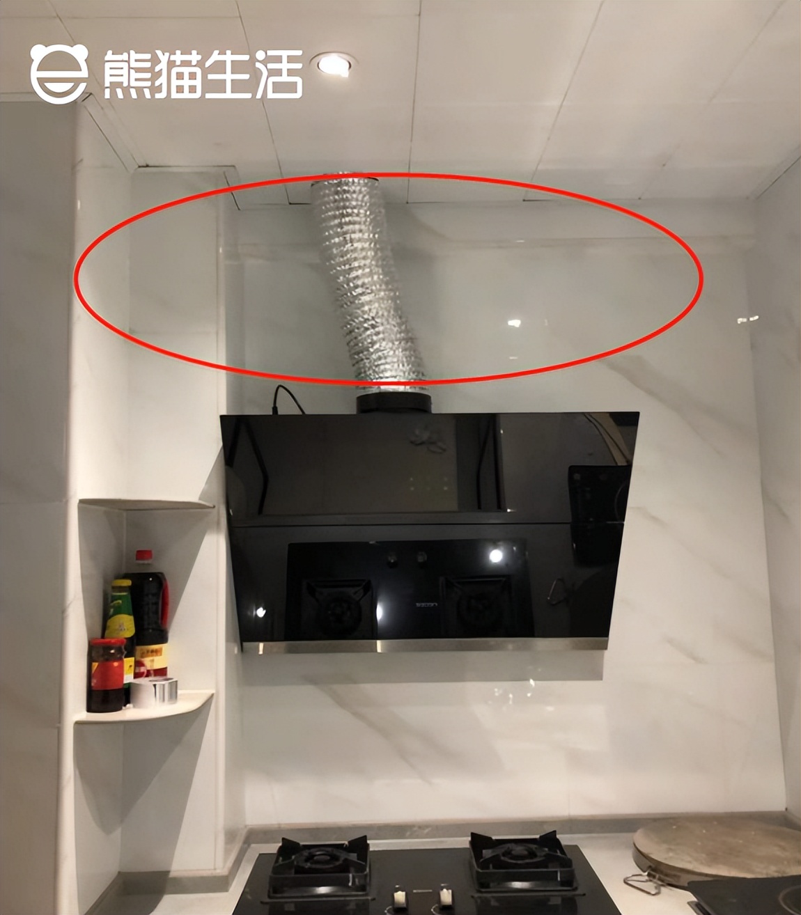 油烟机反味是楼上还是楼下的味,油烟机反味最简单的烟道改造办法