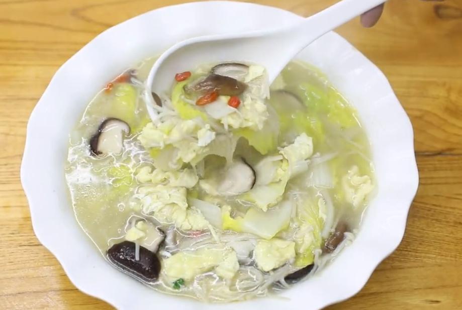 老人二次阳了可以吃鱼吗,阳了能吃鱼和鸡蛋吗