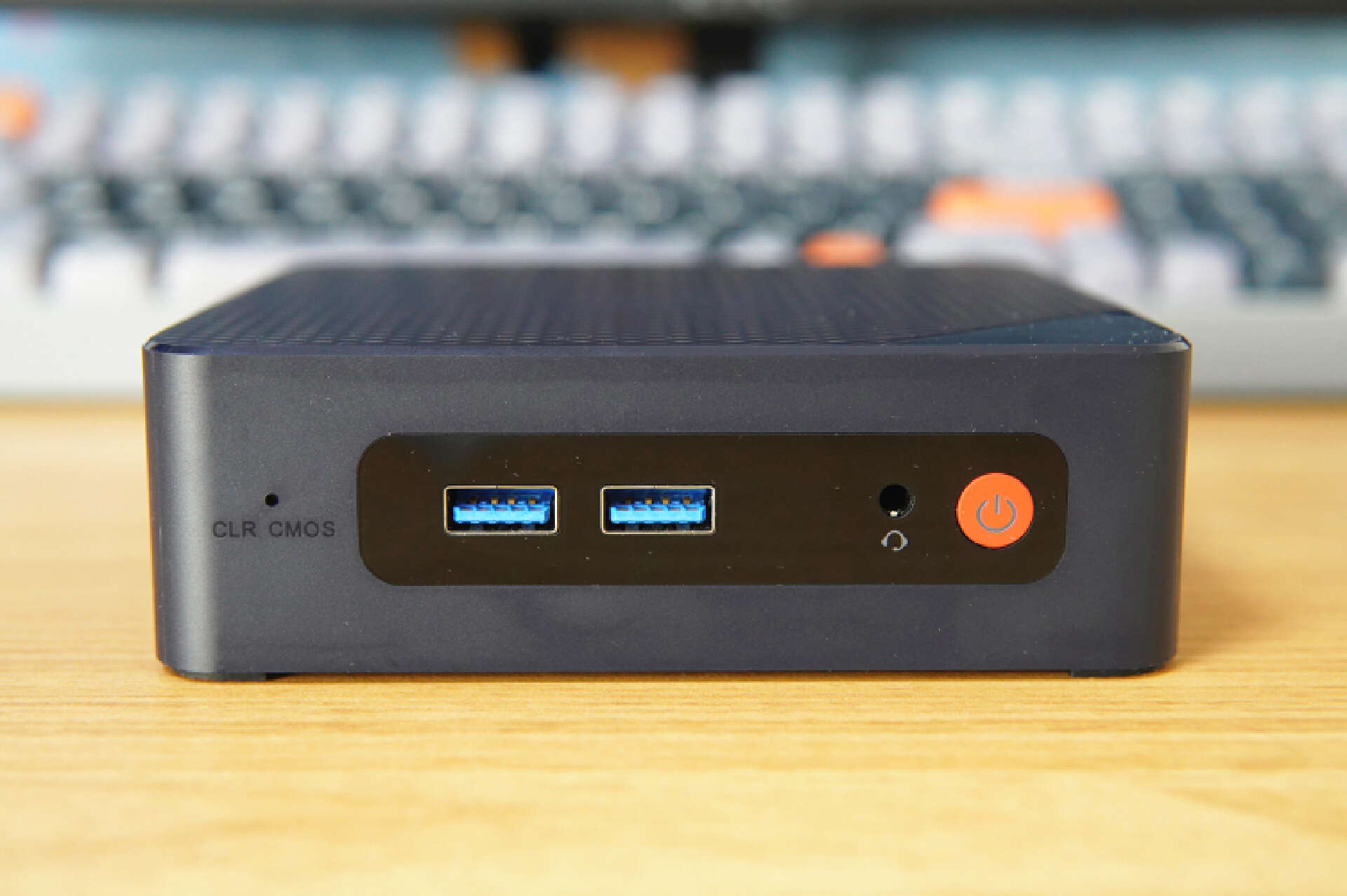 千元档影音办公首选，还有多彩配色，零刻EQ12迷你主机上手体验