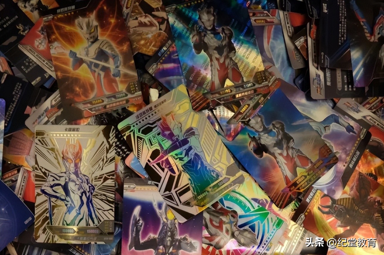 家长花200万没凑齐奥特曼卡片,家长为孩子花200万集齐奥特曼卡片