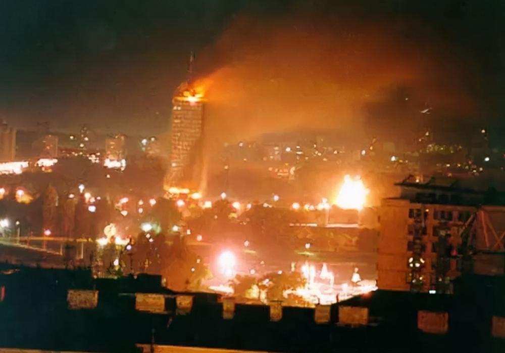 南联盟被炸使馆事件揭秘,99年北约轰炸驻南使馆