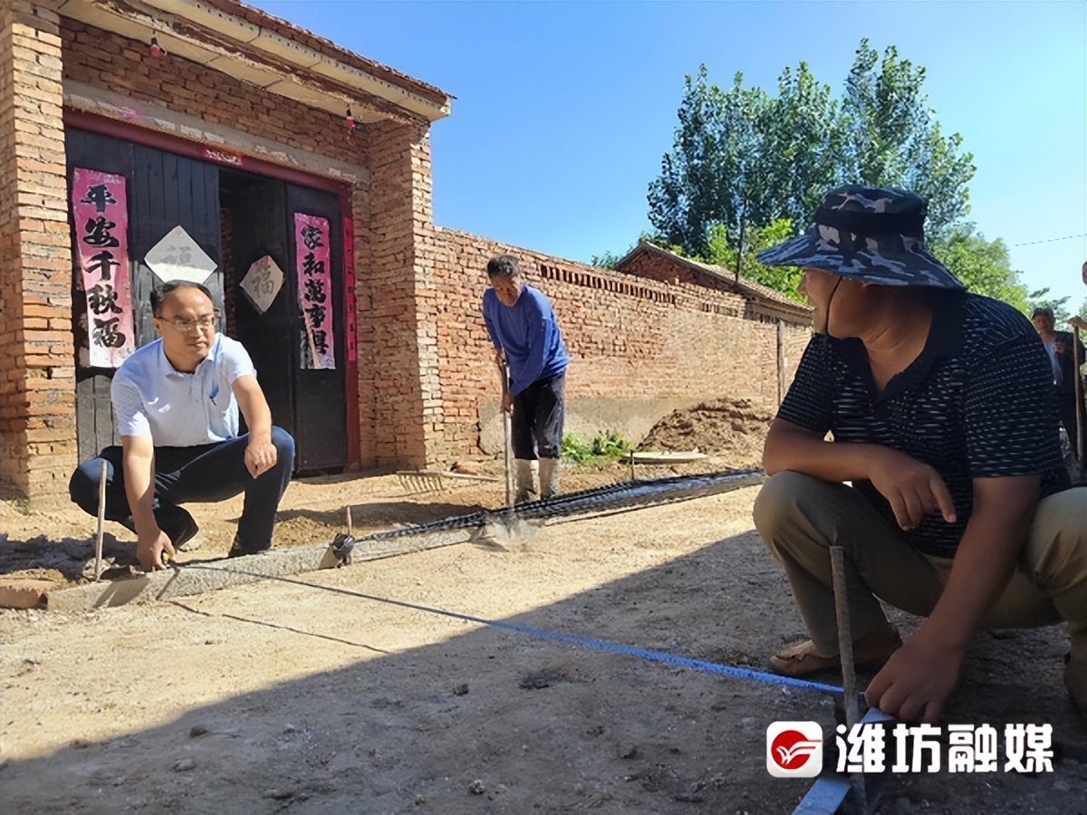 躬身入局为民安——记昌乐县委办公室驻红河镇蔡家河村“第一书记”丁翔杰