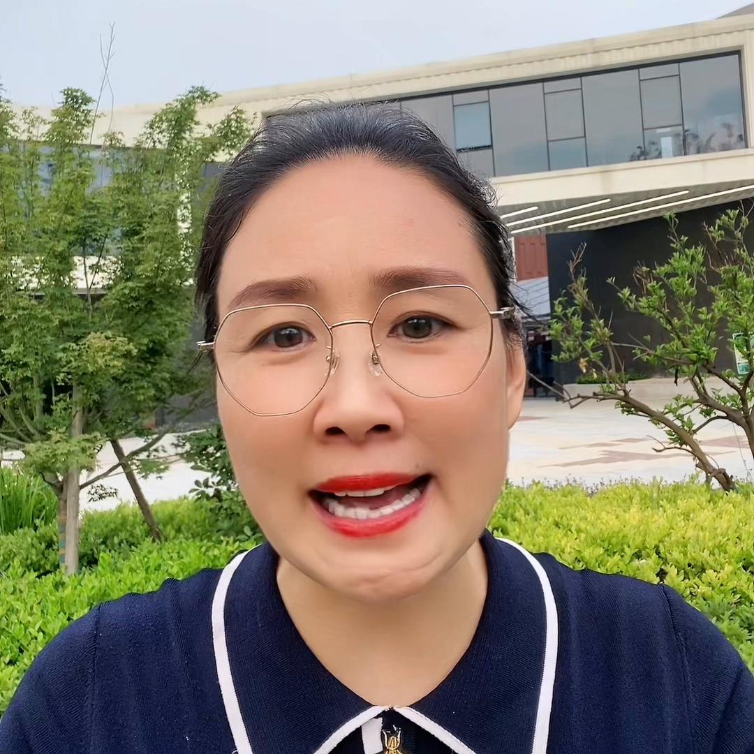 从新手小白到月入上万需要多久#女人努力赚钱最靠谱