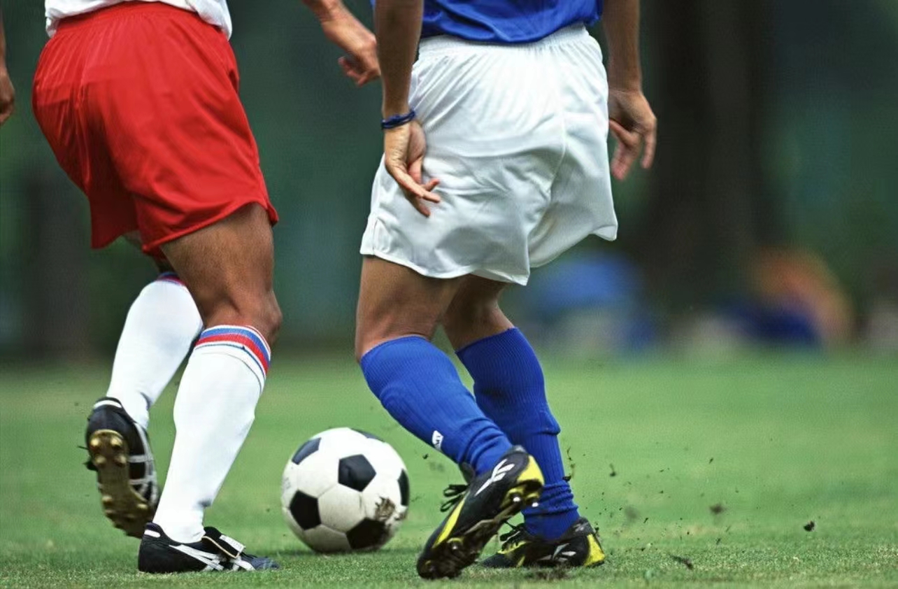 豪门纽卡斯尔与金珉载经纪人的秘密会面结束