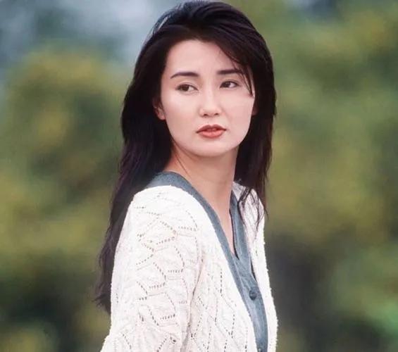 最具美人脸的十位女星,蒜头鼻小眼睛方脸却很漂亮的女星