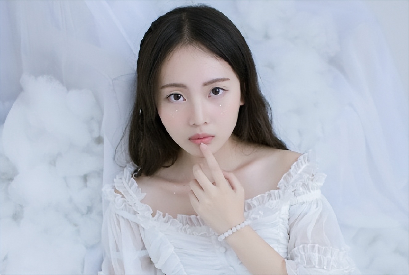 女生洗屁屁，热水好还是凉水好，要不要加勺盐？