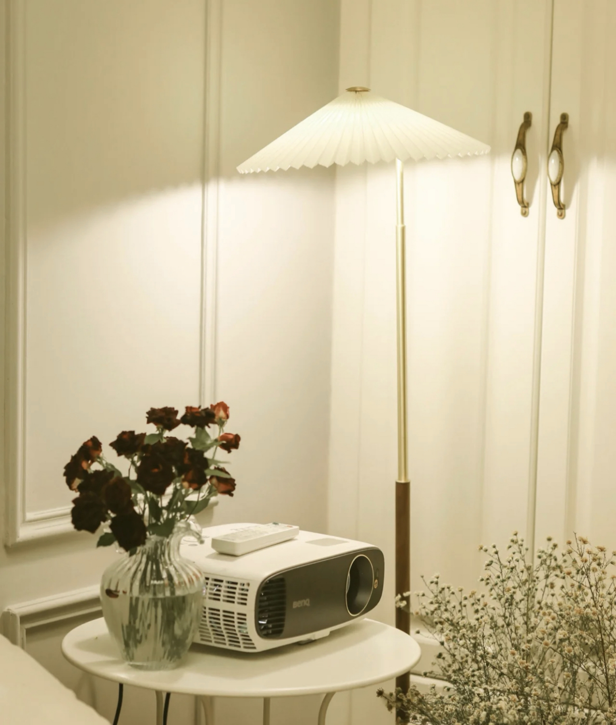 有氛围感而且又不贵的灯,推荐几款又好看又亮的灯