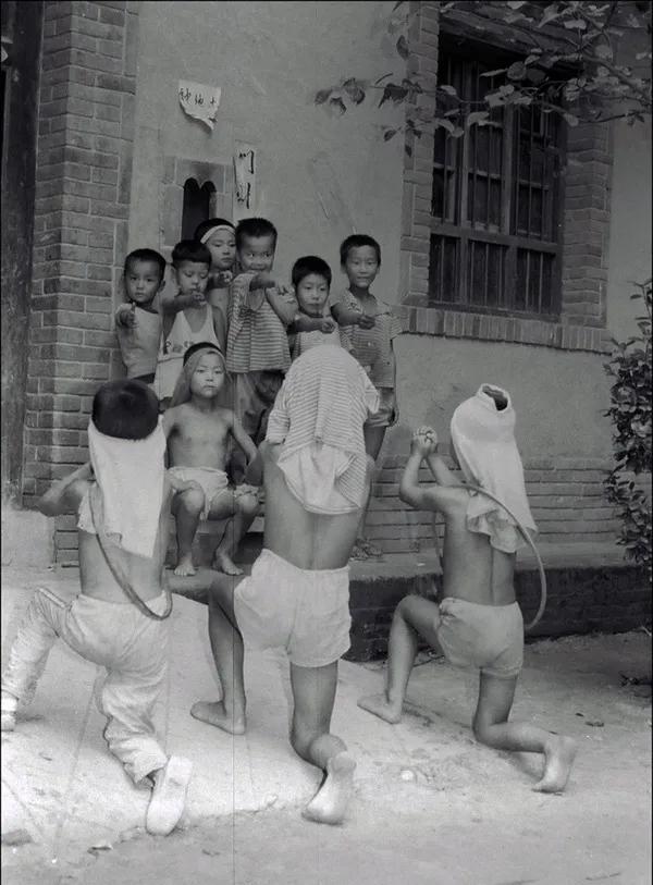 70年代童年回忆玩什么,有谁记得70后童年玩过的东西