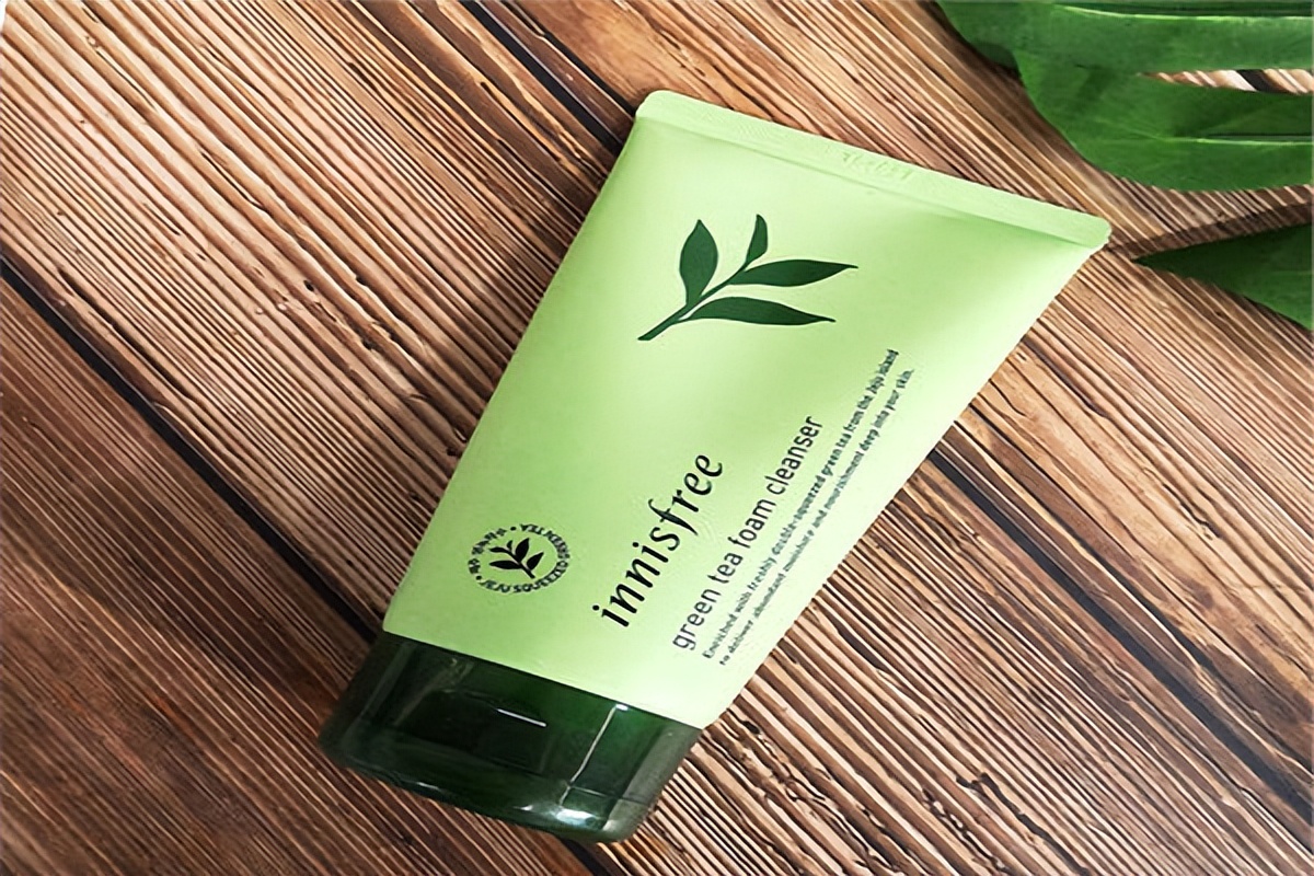 洗面奶推荐去黑头改善皮肤,什么洗面奶最好用还能去黑头测评