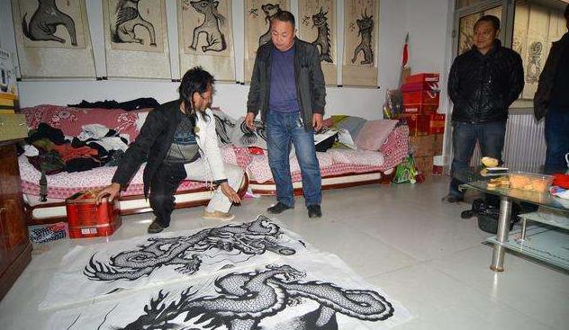 山东一位道长坚信龙真实存在，并上山寻龙16年，至今仍在山上坚持