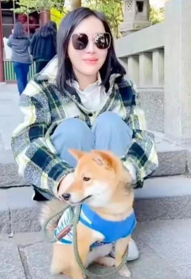 王石娶田朴珺用了多少钱,王石田朴珺美国银行