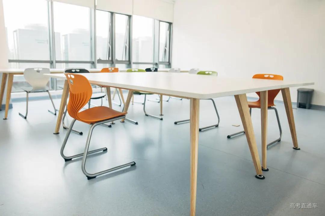 盘点那些环境极好大学宿舍,国内四大豪华大学宿舍