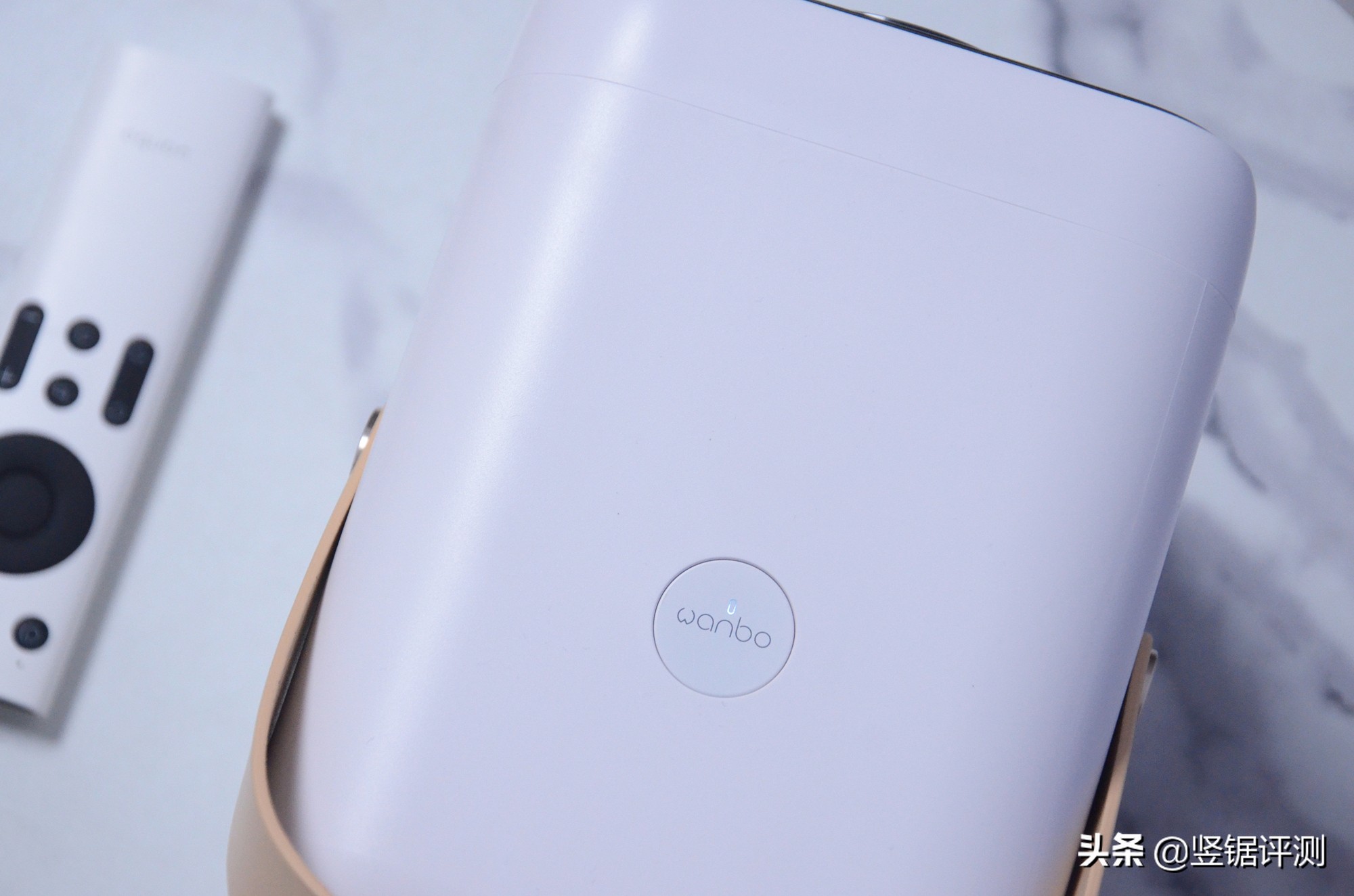 千元极米投影仪,千元价位智能投影仪