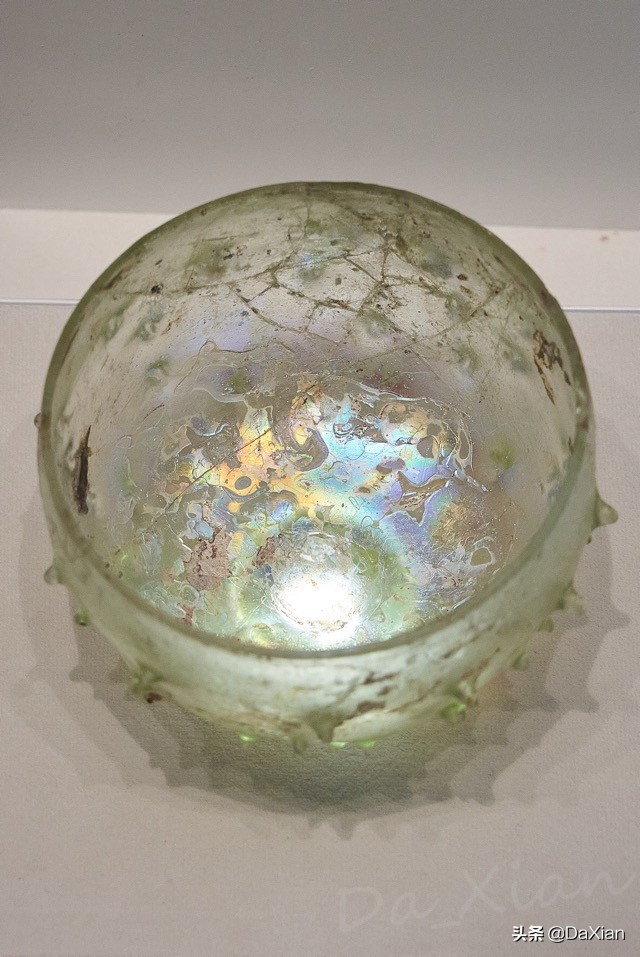 异彩纷呈：古代东西文明交流中的玻璃艺术之三（4）