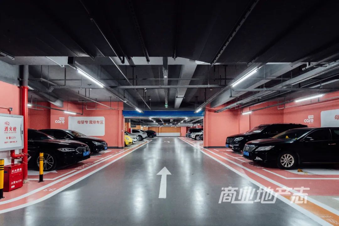 CRR百图斩｜定位重奢的福州万象城开业，榕城商业能级跨上新台阶