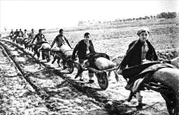 老人生日宴上儿女听完立刻报警,91岁的老人忽然说胡话