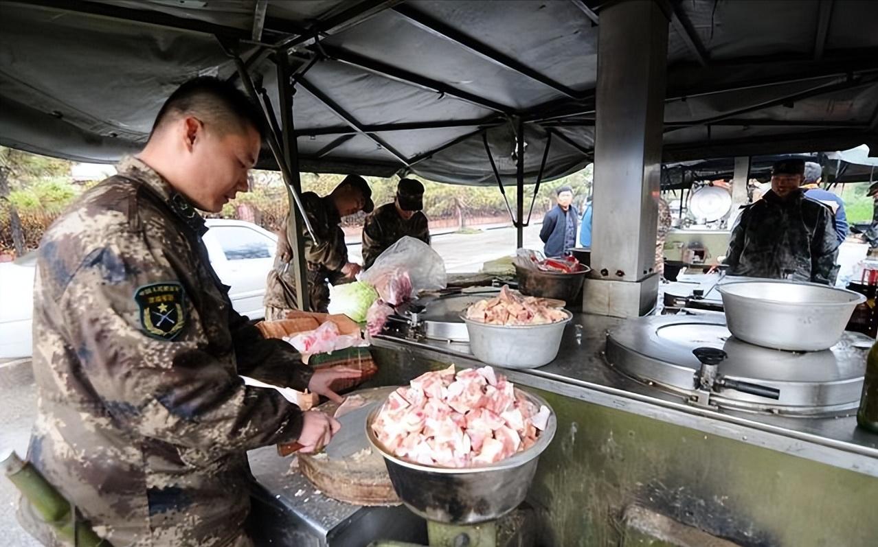 在部队担任文书有什么优势,部队后勤兵炊事员能竞争什么岗位