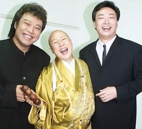 *星艳**出家当尼姑，称看小电影不如自己演，犀利点评林志玲是小黑枣