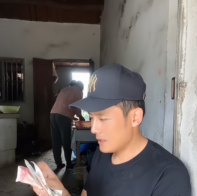 徐海乔入行十几年的角色,徐海乔杀青照片