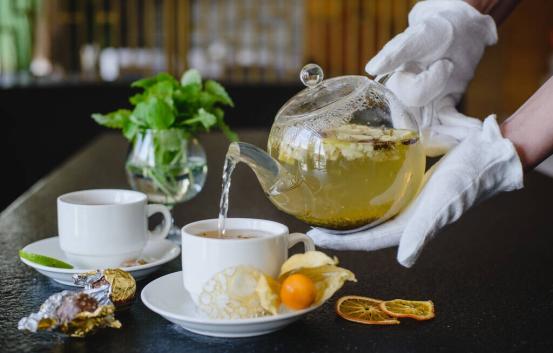 广东人只喝茶？错误！到了广东，这四款好酒，被懂酒之人点名要喝