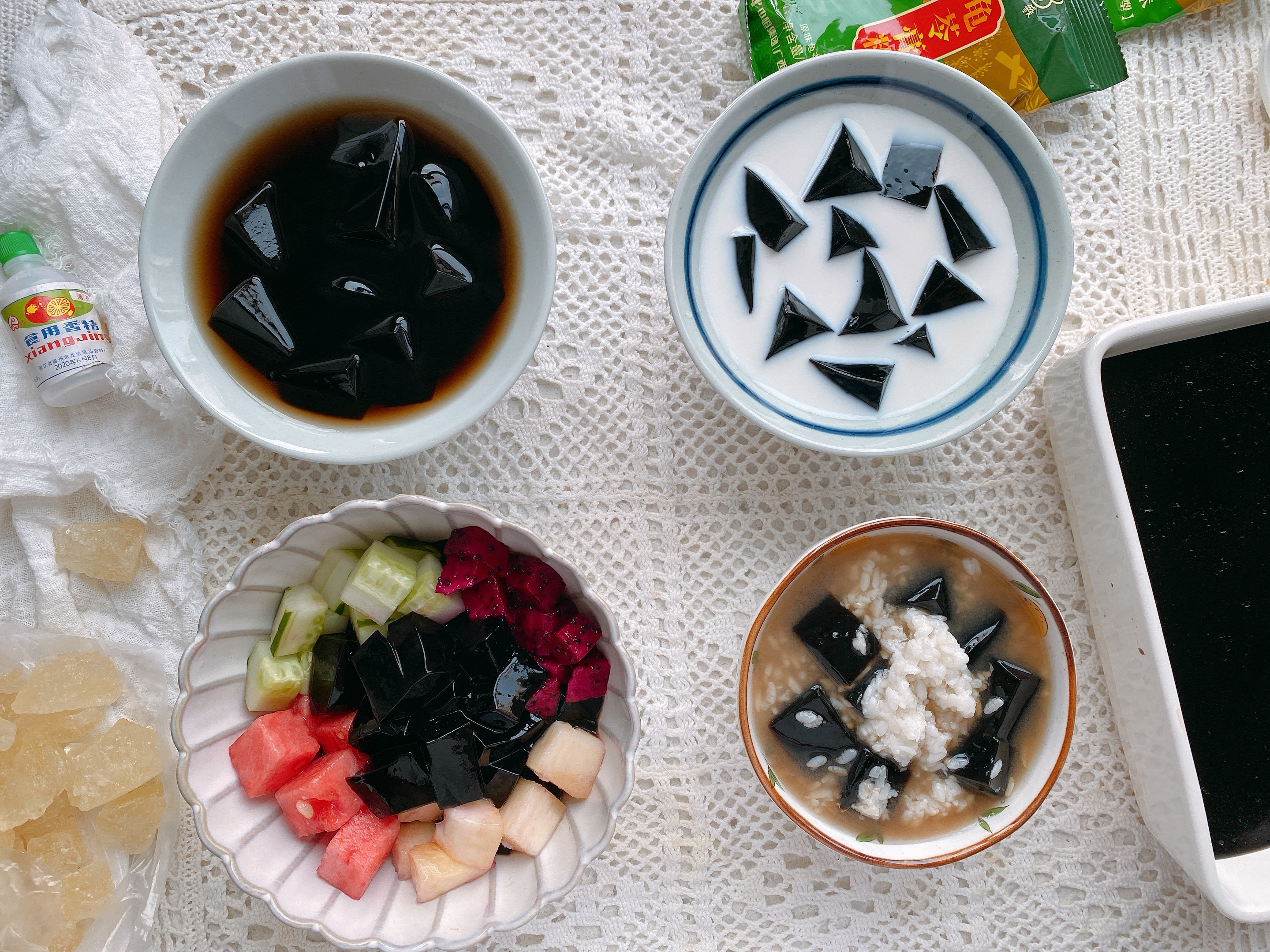 龟苓膏夏季怎么吃好吃,夏日滋补龟苓膏的做法