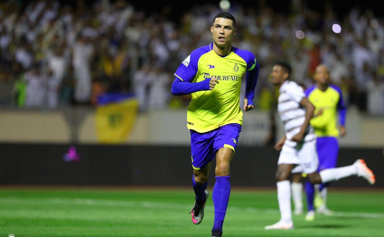 梅西连续16个赛季两双,梅西生涯第2次进4强