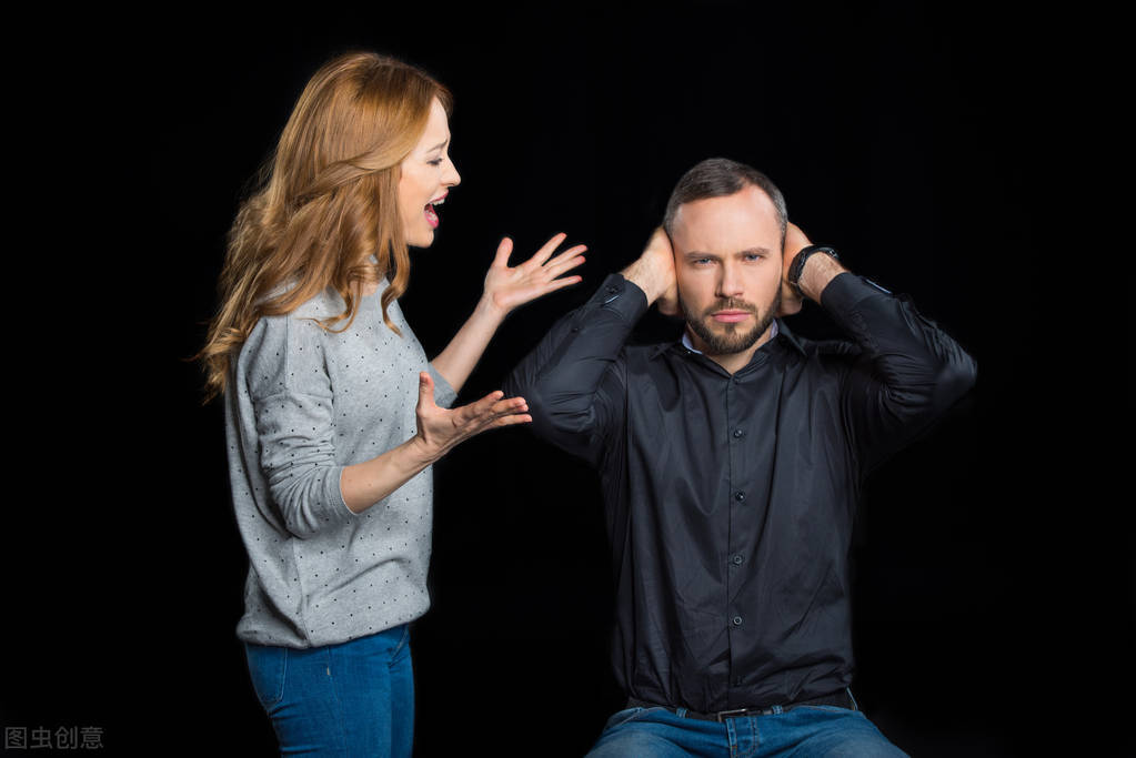 讨厌一个人怎样可以避免生气,在班里特别讨厌一个人该怎么办