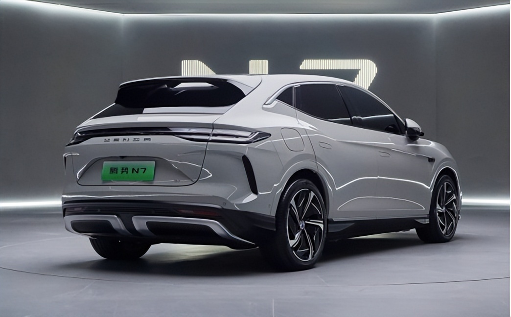 腾势和比亚迪合作第一辆车,帝瓦雷和腾势