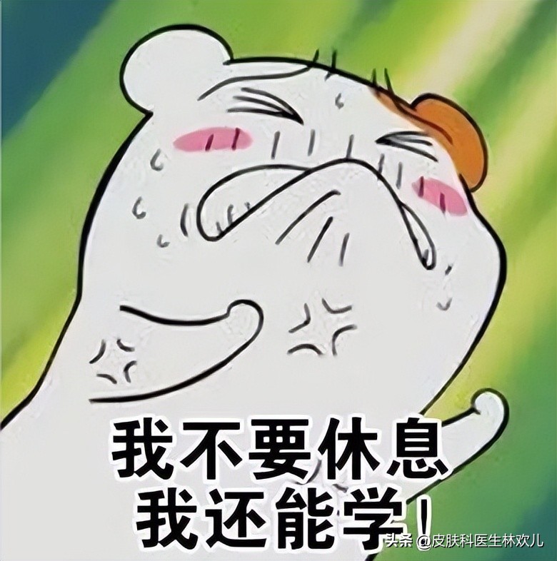 唇膏能舔吗有什么危害吗,唇膏能用舌头舔吗