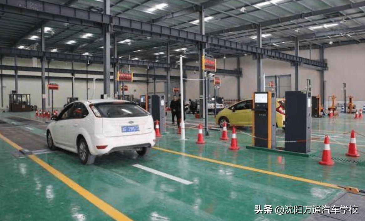 新老车主必须知道的车辆年检问题和常识都在这儿了.