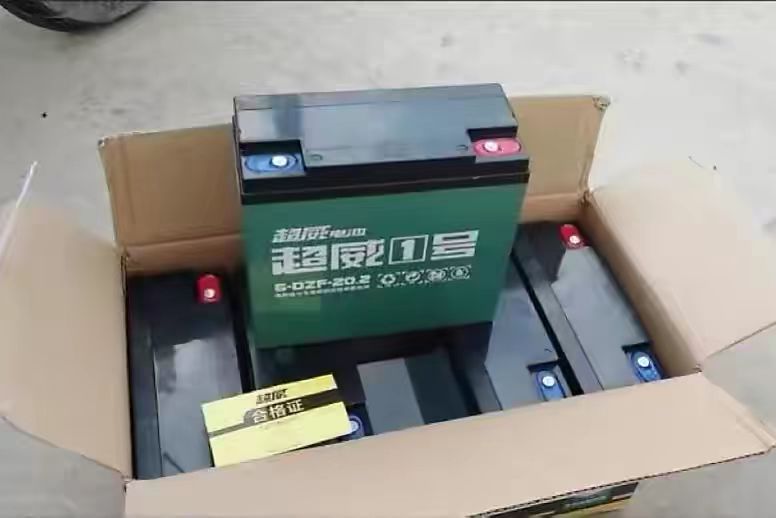 新换的电动车电瓶起步掉电，旧电瓶反而不掉，Q师傅说出其中内幕