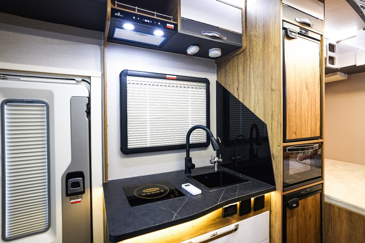 2022款法美瑞现代轻卡房车游西藏,法美瑞现代轻卡房车川藏线