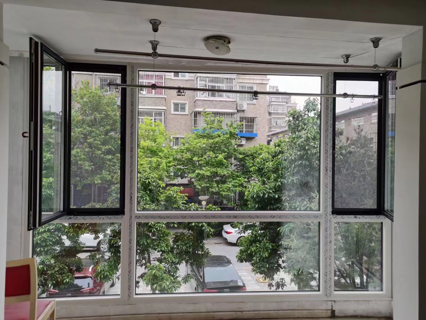 客厅大窗户下有半截窗怎么装修,客厅没有窗户装修的效果图