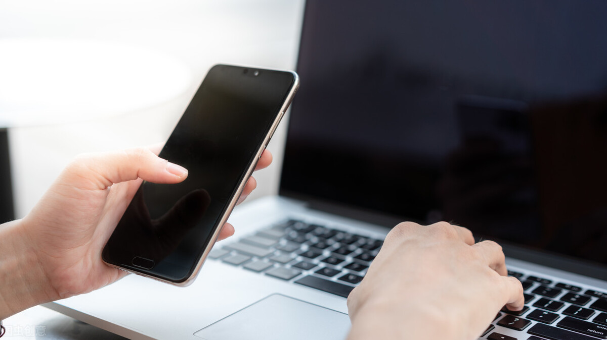 日元大幅贬值对中国经济有影响吗,日元贬值对日本的利弊