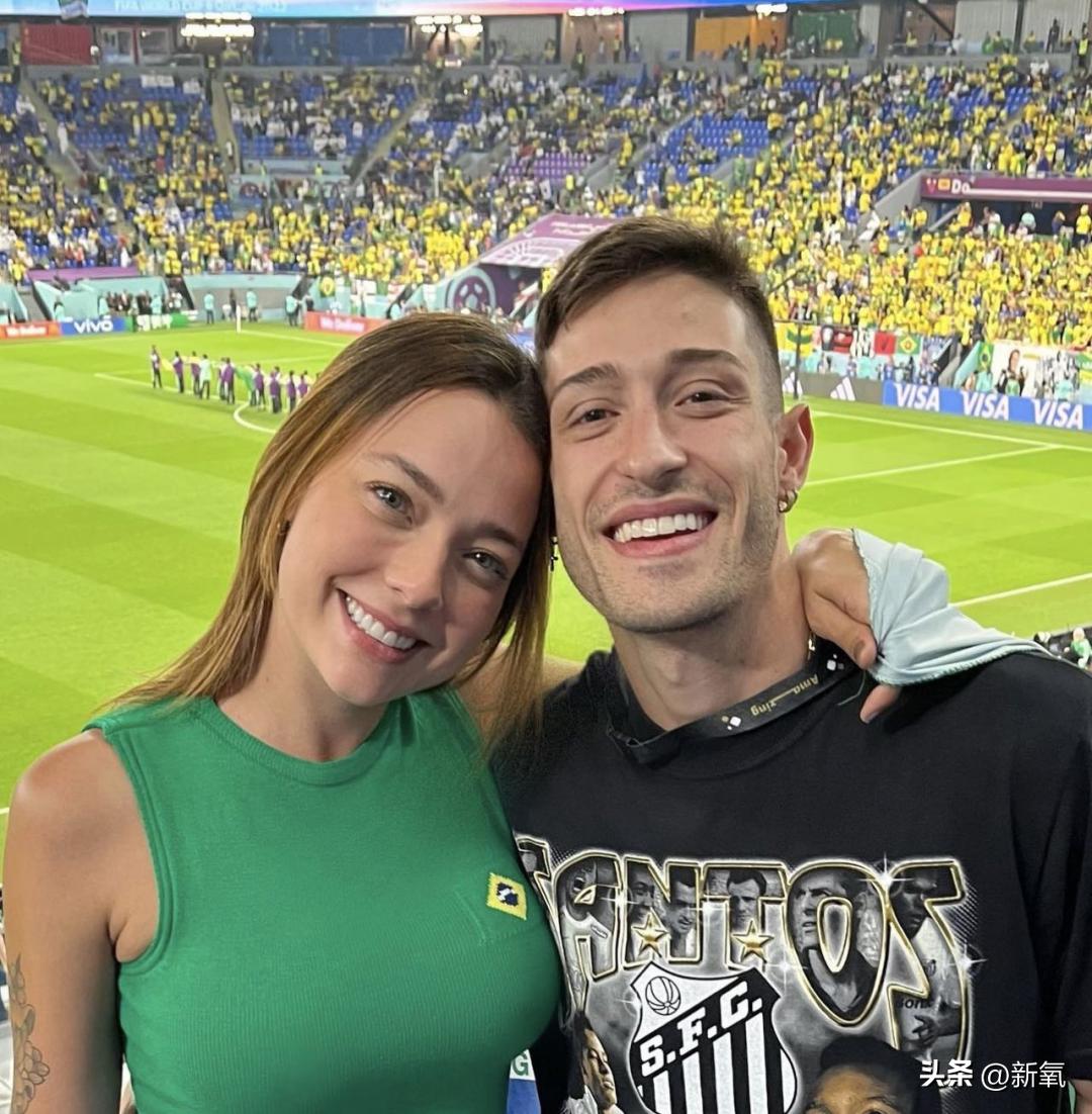 为了女粉连夜do脸染发，这新晋痞帅天花板是男菩萨吧？