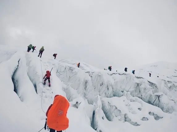 我，彩铃业务创业11年，从户外小白到征服6座雪山第43位访谈者