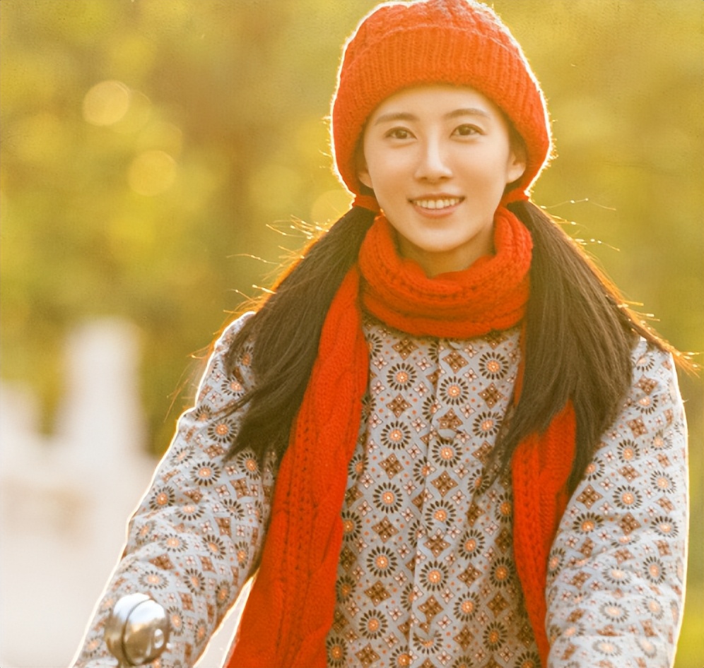 肖战梦中的那片海在央视哪台播放,梦中那片海肖战进组视频