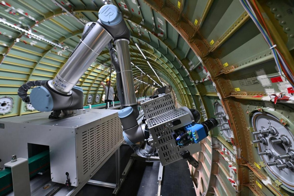 热烈庆祝中国移动5g正式商用,中国移动5g领跑世界视频