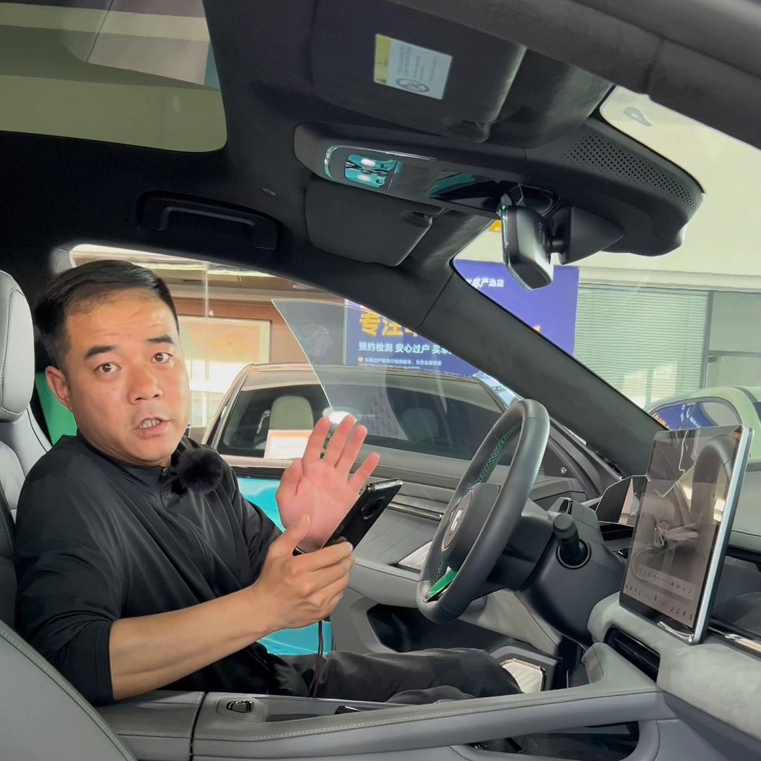 极氪001怎么样值得买吗,现在极氪001二手车值不值得买